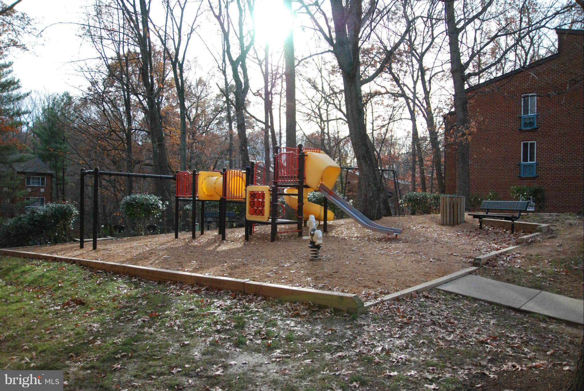 HUNTERS WOODS VILLAGE - Residential Lease