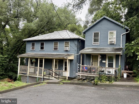 Multifamily For Sale - 211 213-215 E Clifford Street<br/> WINCHESTER, VA 22601