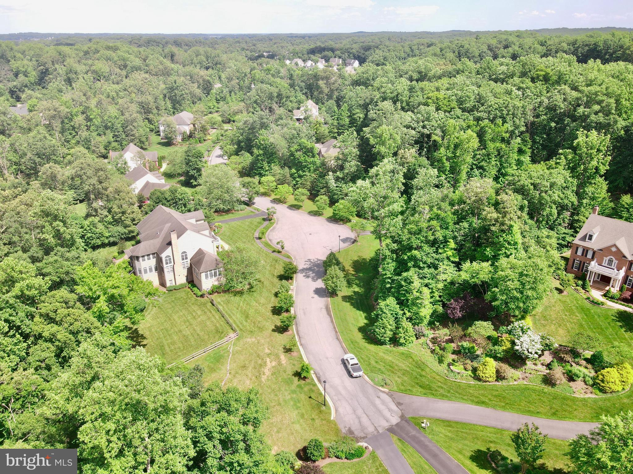 RIVER CREEK - Residential