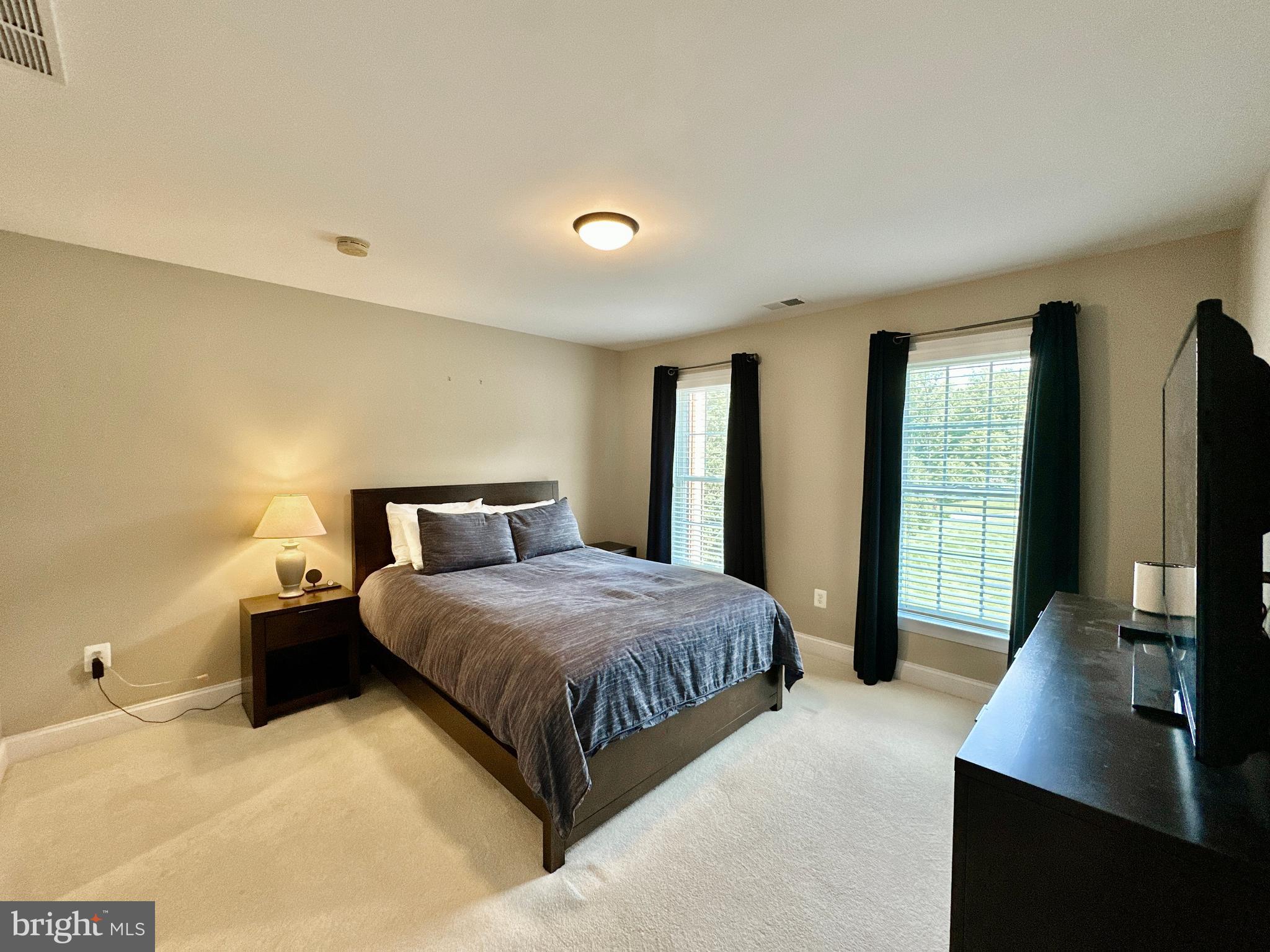 RIVER CREEK - Residential