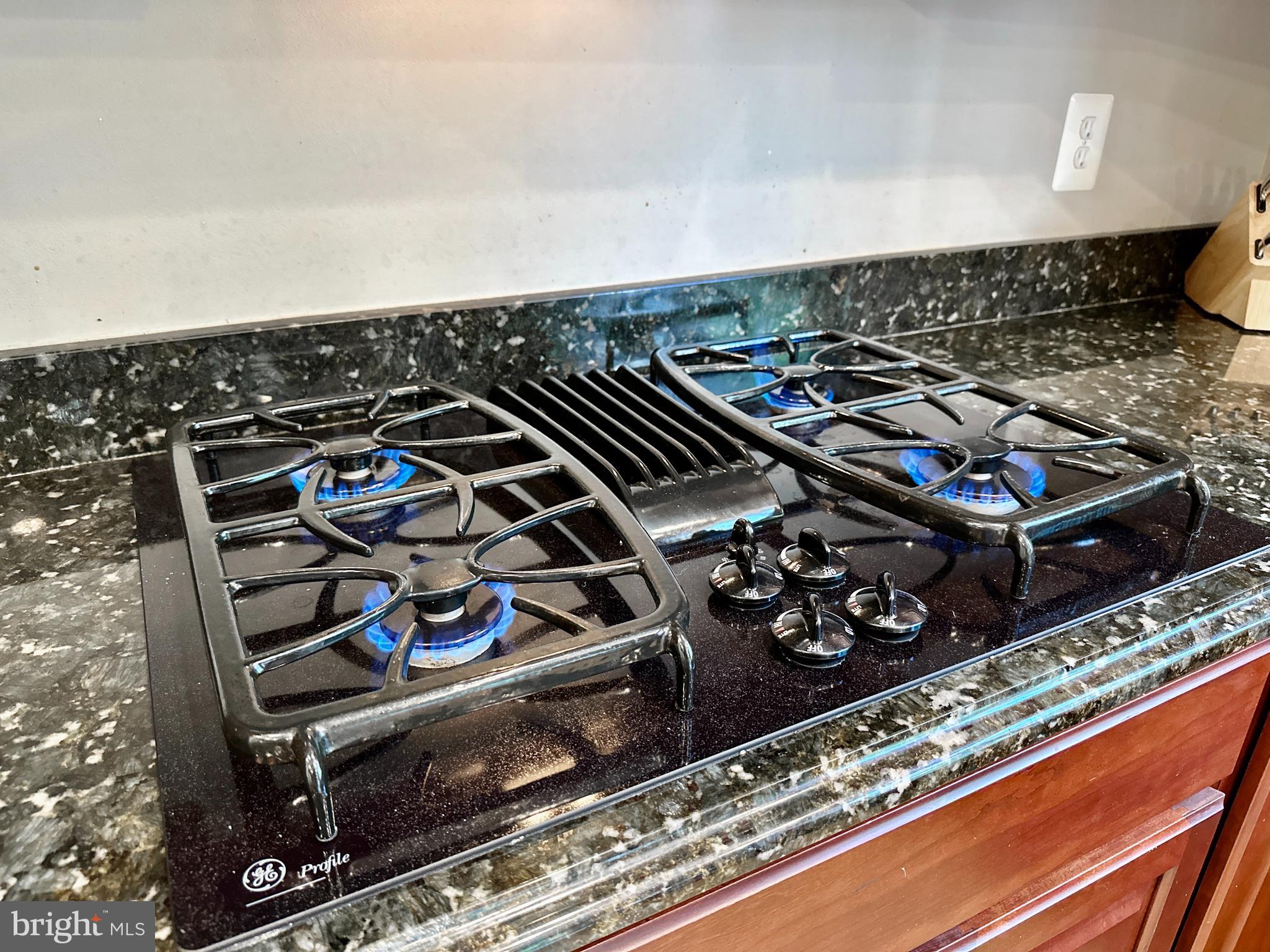 RIVER CREEK - Residential