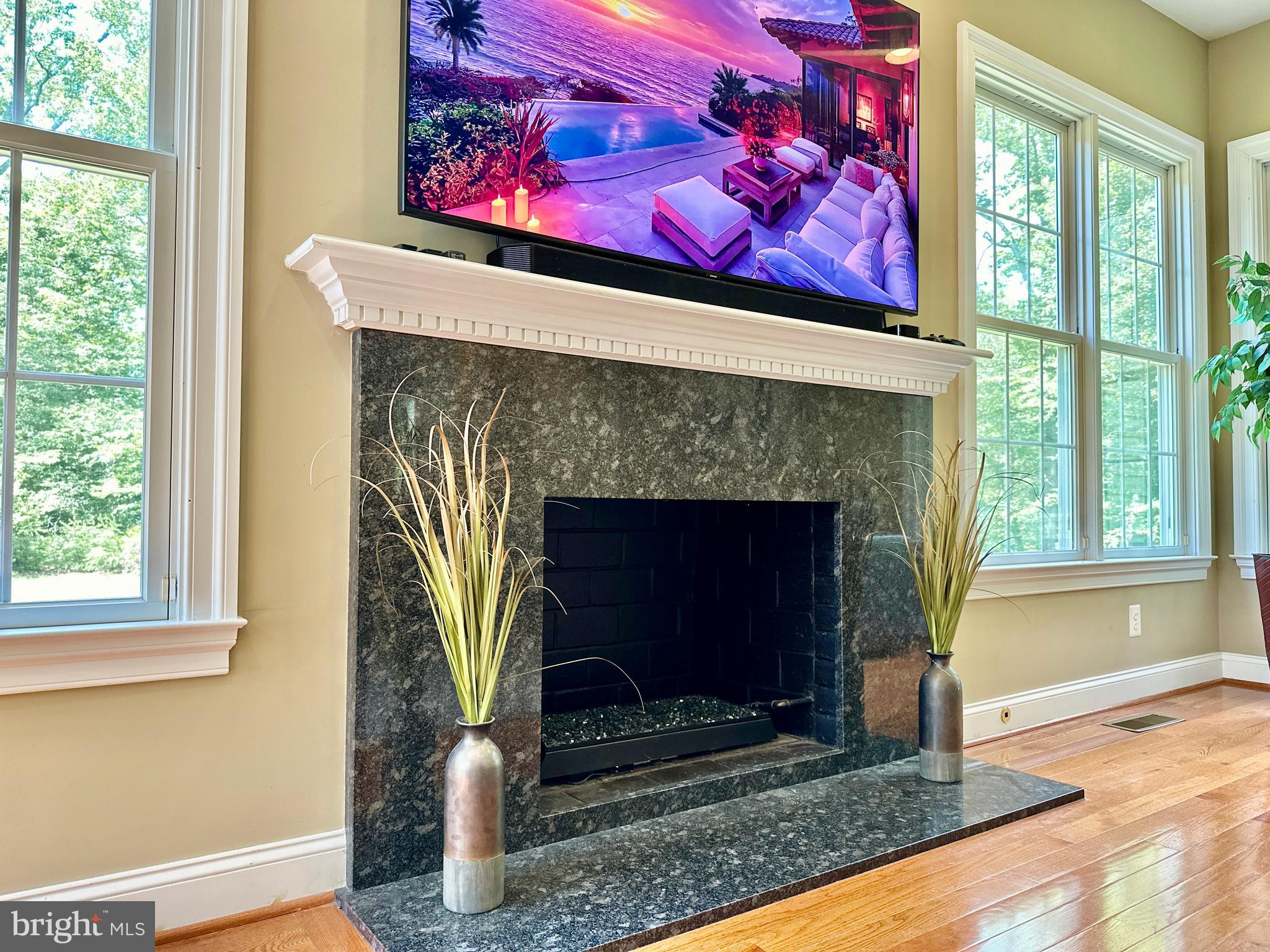 RIVER CREEK - Residential