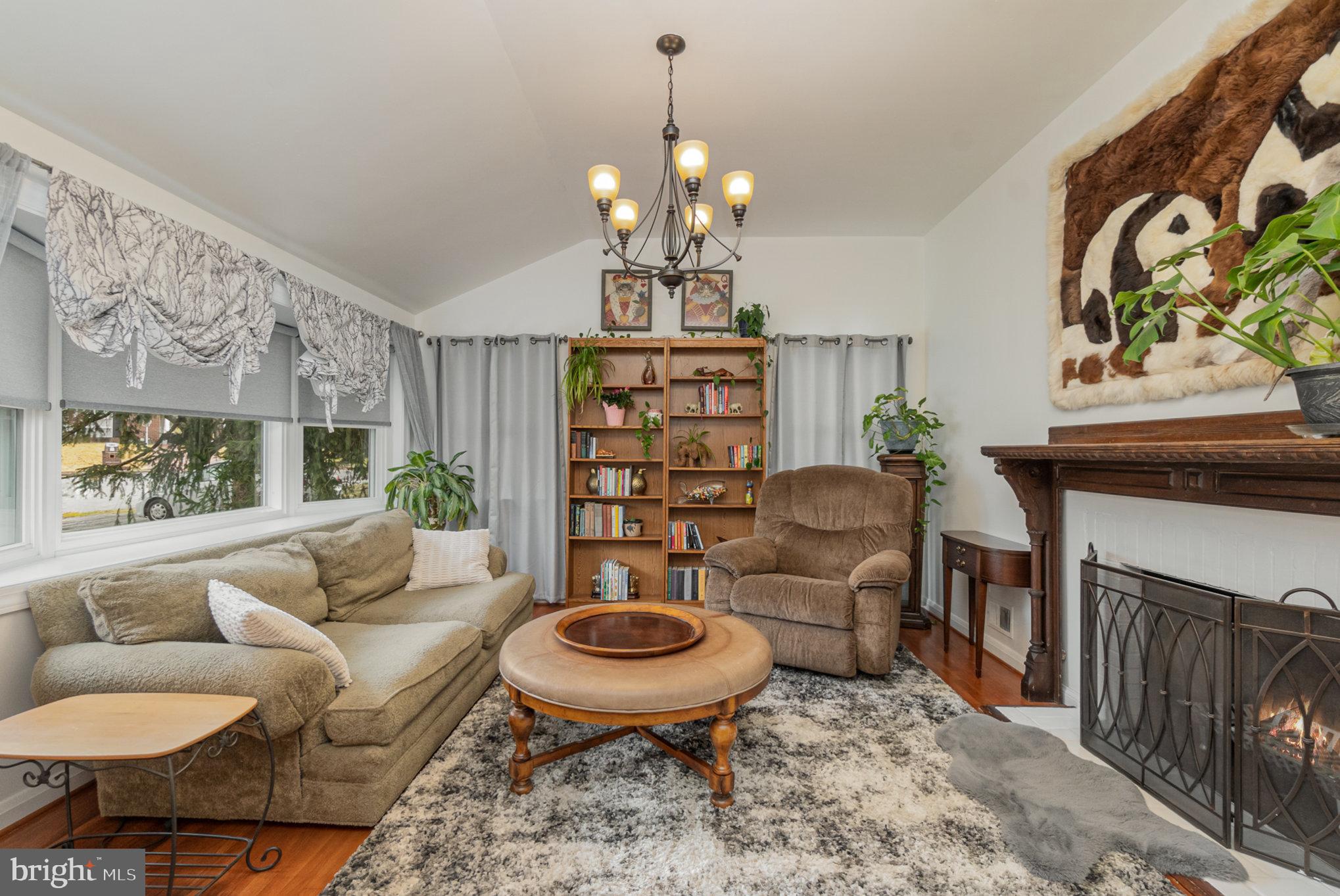 LOCH HILL - Residential