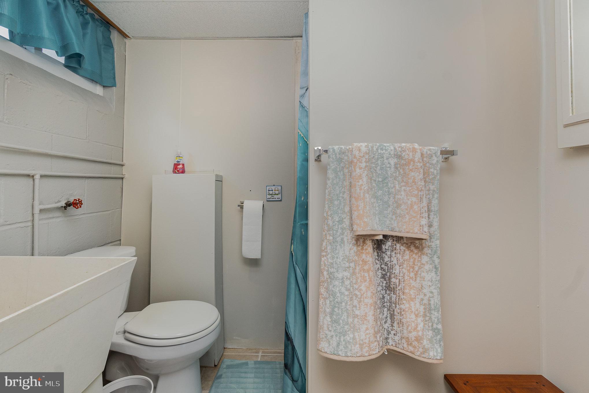 LOCH HILL - Residential