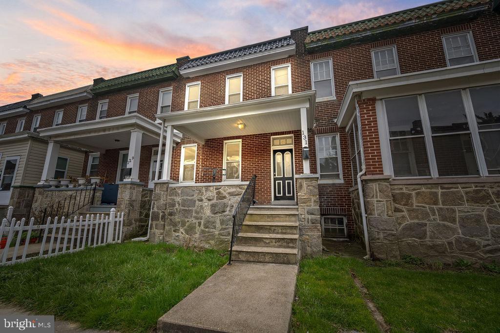 DUNDALK MANOR - Residential