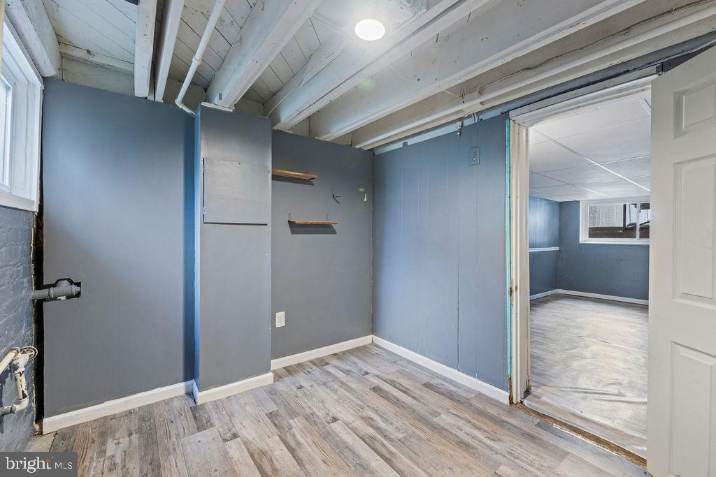 DUNDALK MANOR - Residential