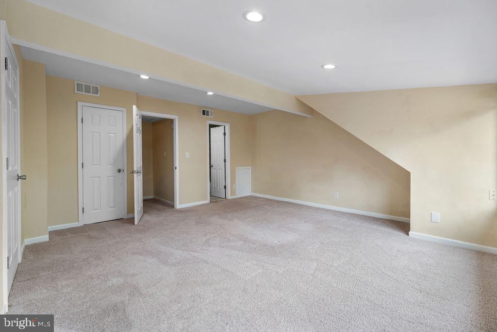 MCKENDREE - Residential Lease