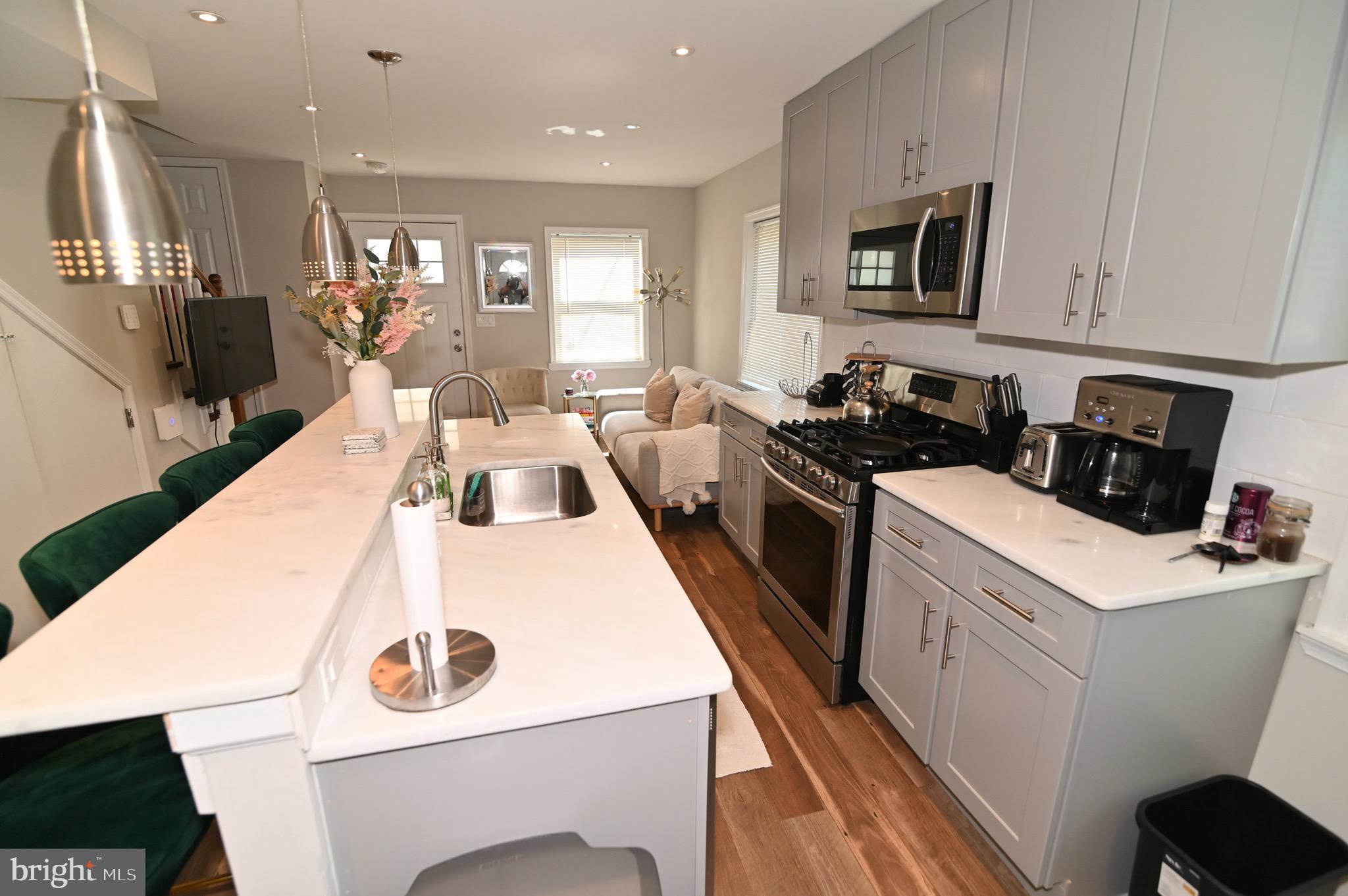 GREGORY FARMS - Residential Lease