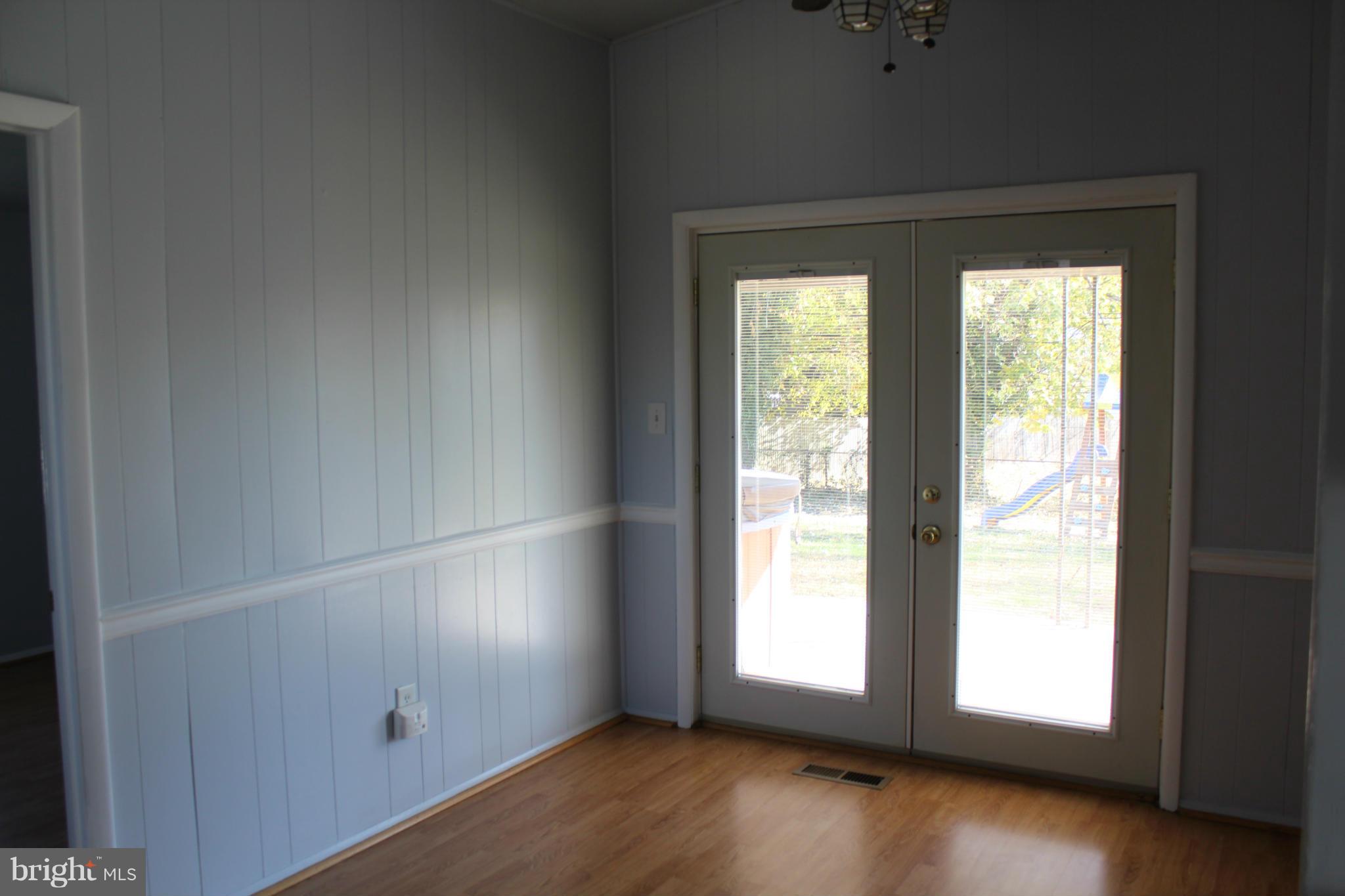 RIPPLING RIDGE - Residential Lease