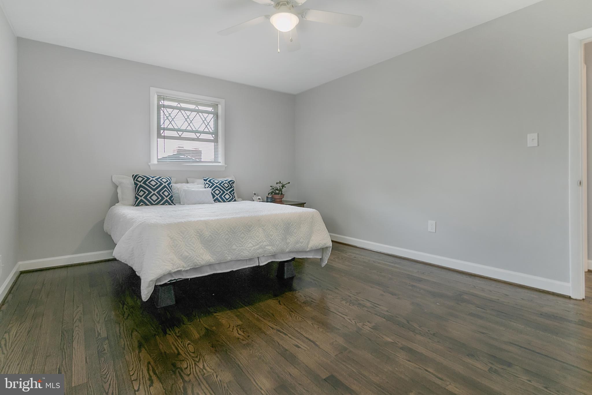 CRESTVIEW MANOR - Residential