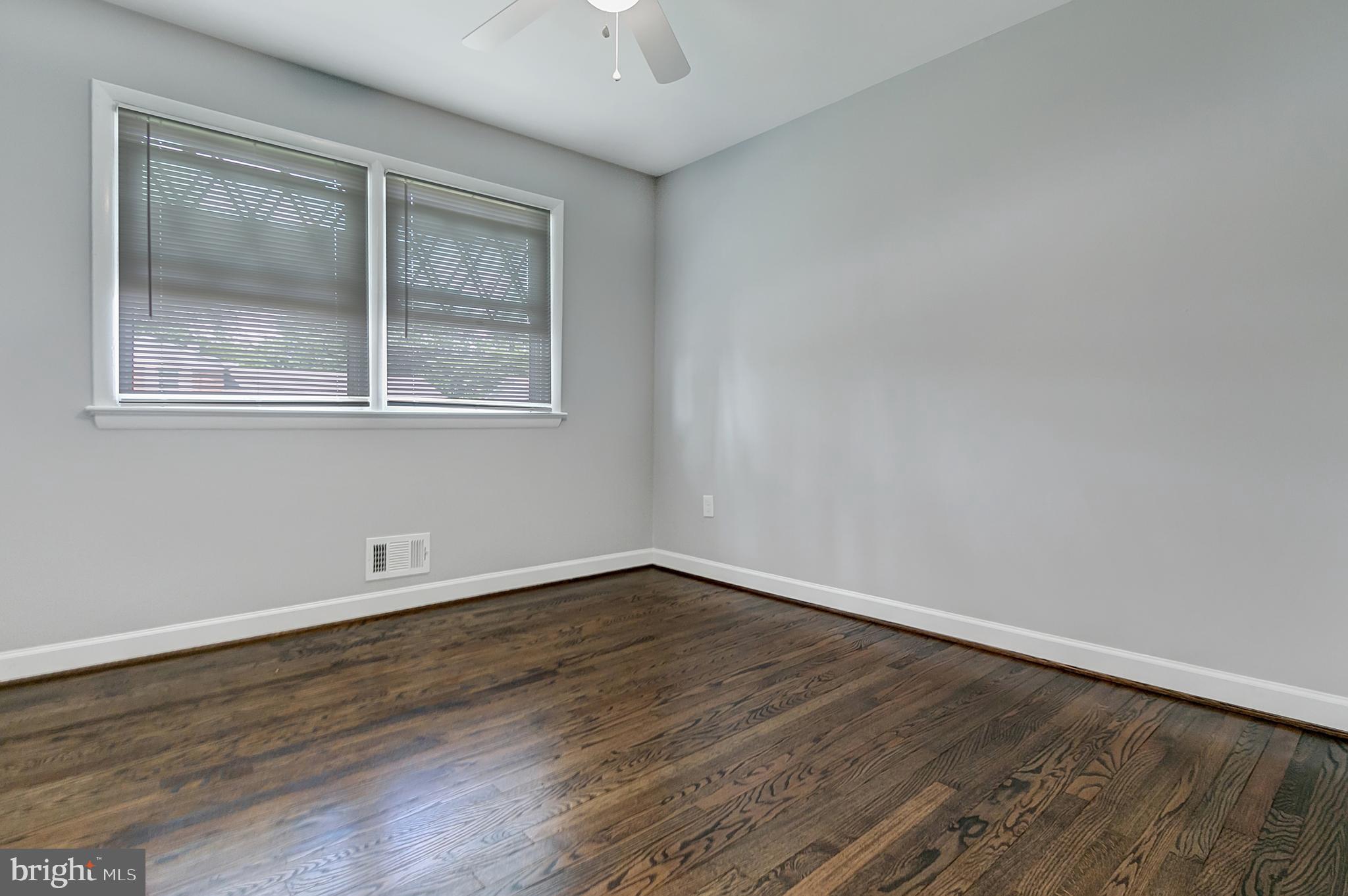 CRESTVIEW MANOR - Residential