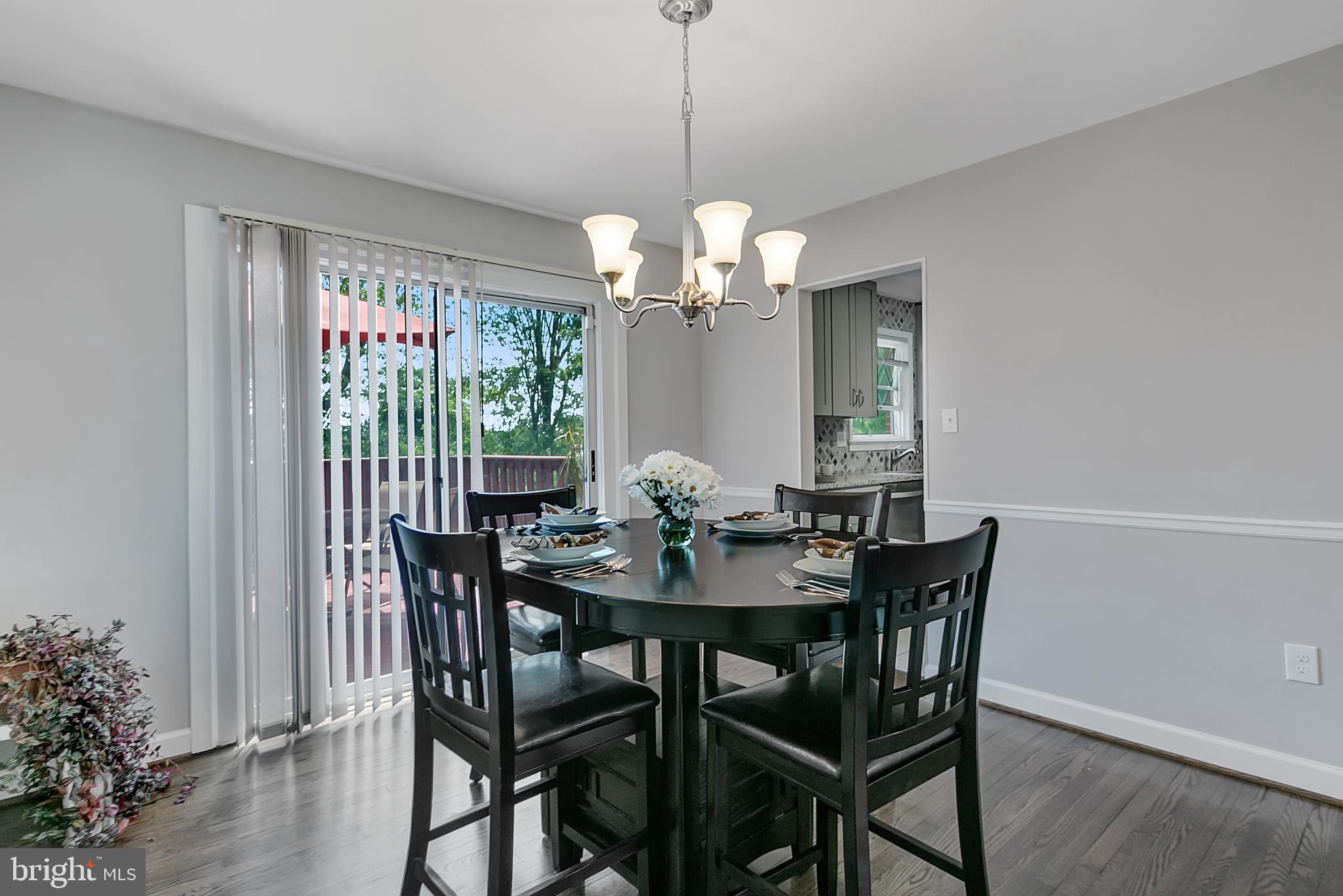 CRESTVIEW MANOR - Residential