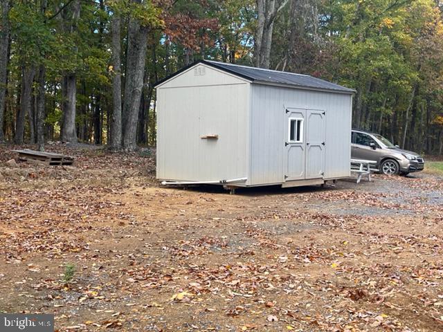 BELL HOLLOW ESTATES - Land