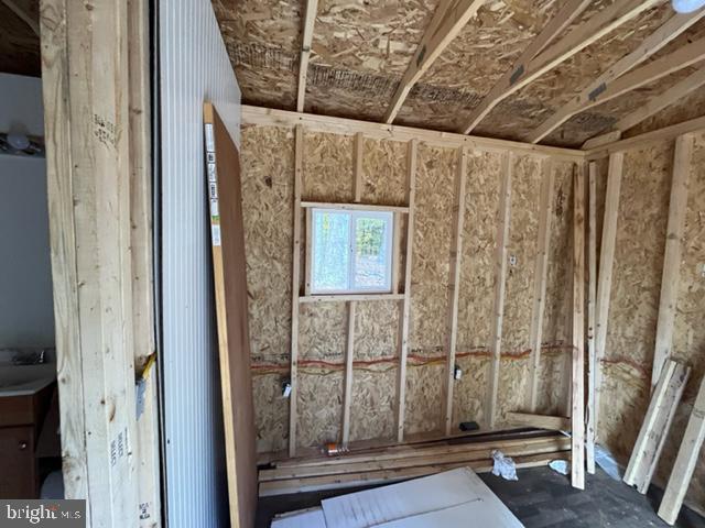 BELL HOLLOW ESTATES - Land