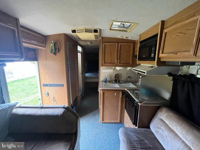 BELL HOLLOW ESTATES - Land