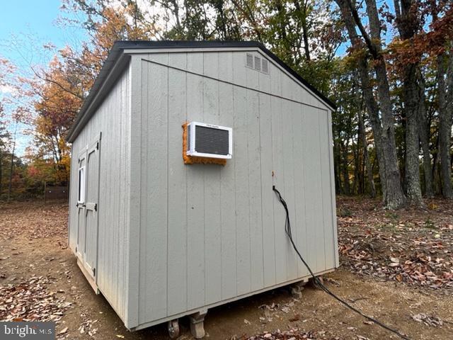 BELL HOLLOW ESTATES - Land