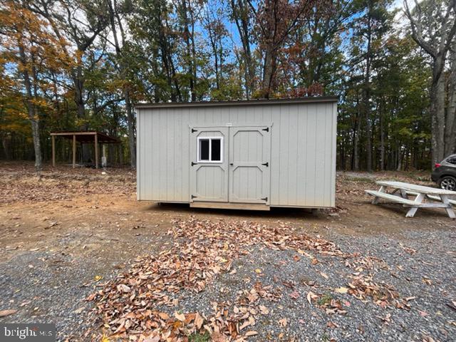 BELL HOLLOW ESTATES - Land