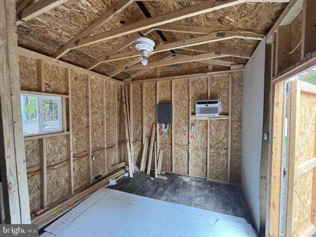 BELL HOLLOW ESTATES - Land