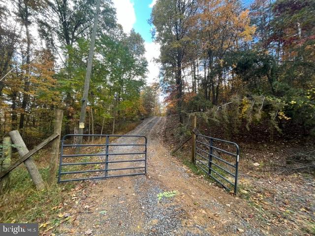 BELL HOLLOW ESTATES - Land