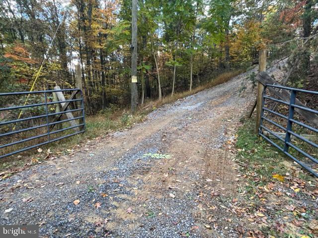 BELL HOLLOW ESTATES - Land