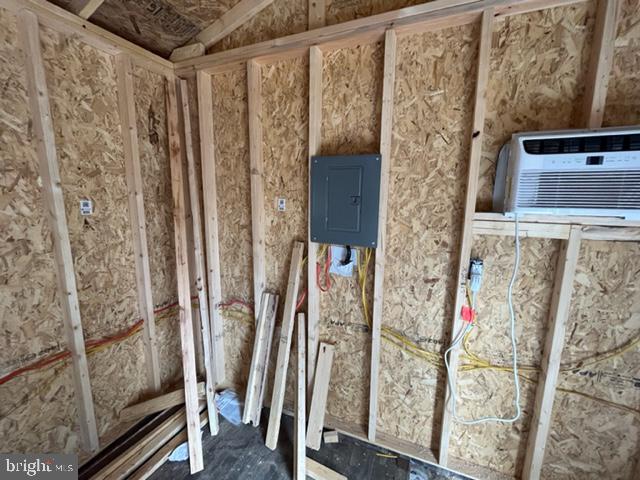 BELL HOLLOW ESTATES - Land