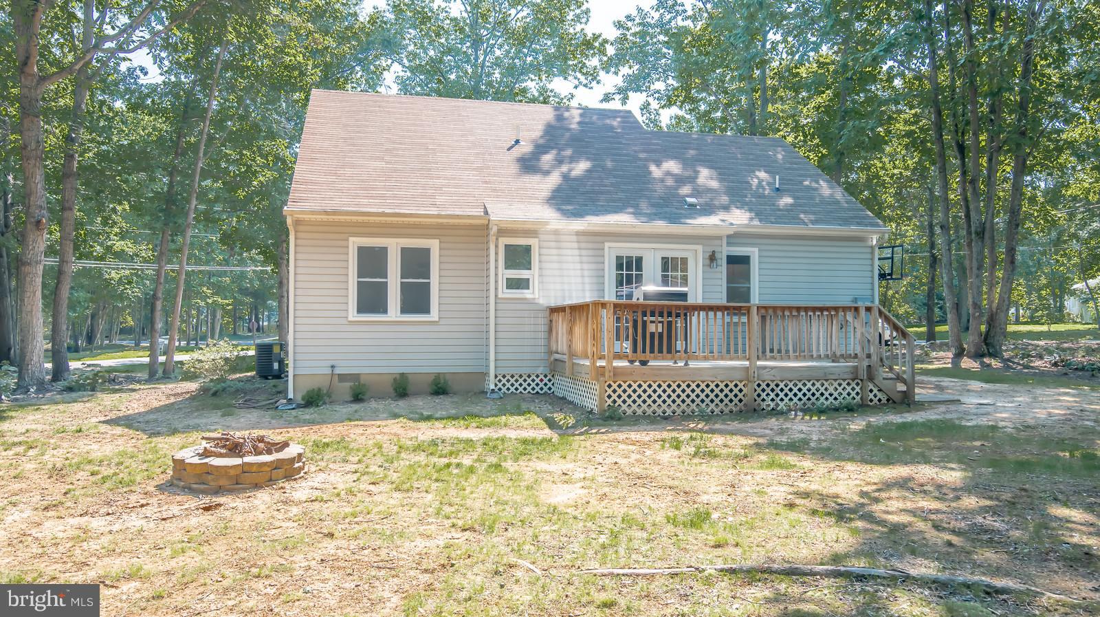 LAKE WILDERNESS - Residential Lease