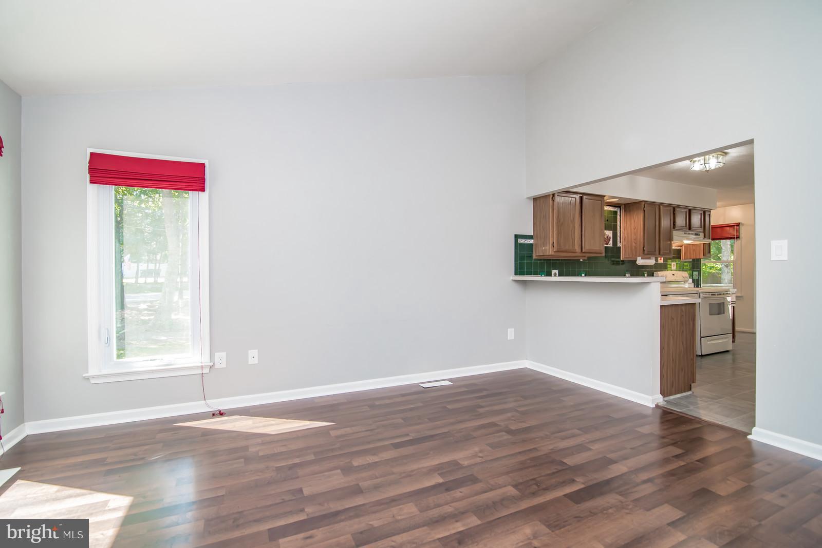 LAKE WILDERNESS - Residential Lease