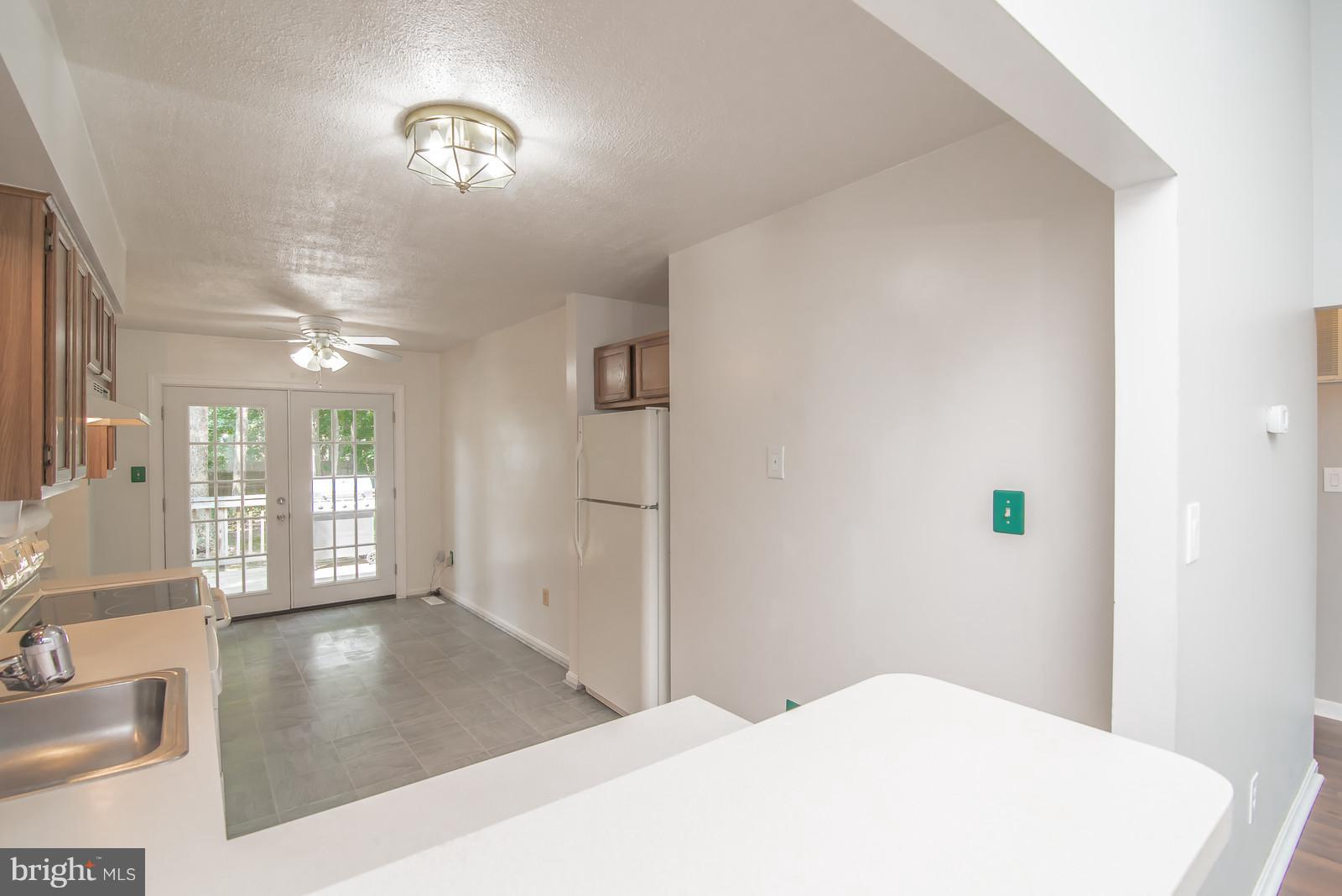 LAKE WILDERNESS - Residential Lease