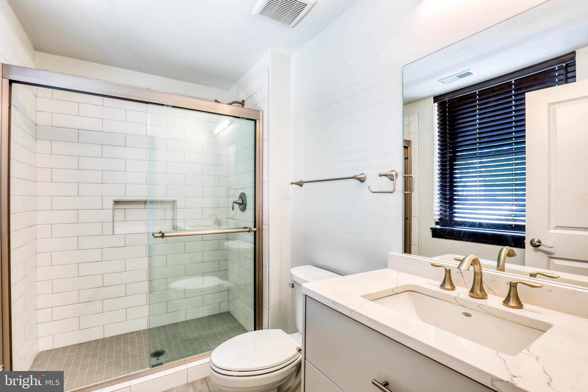 DOWNTOWN WINCHESTER - Residential Lease