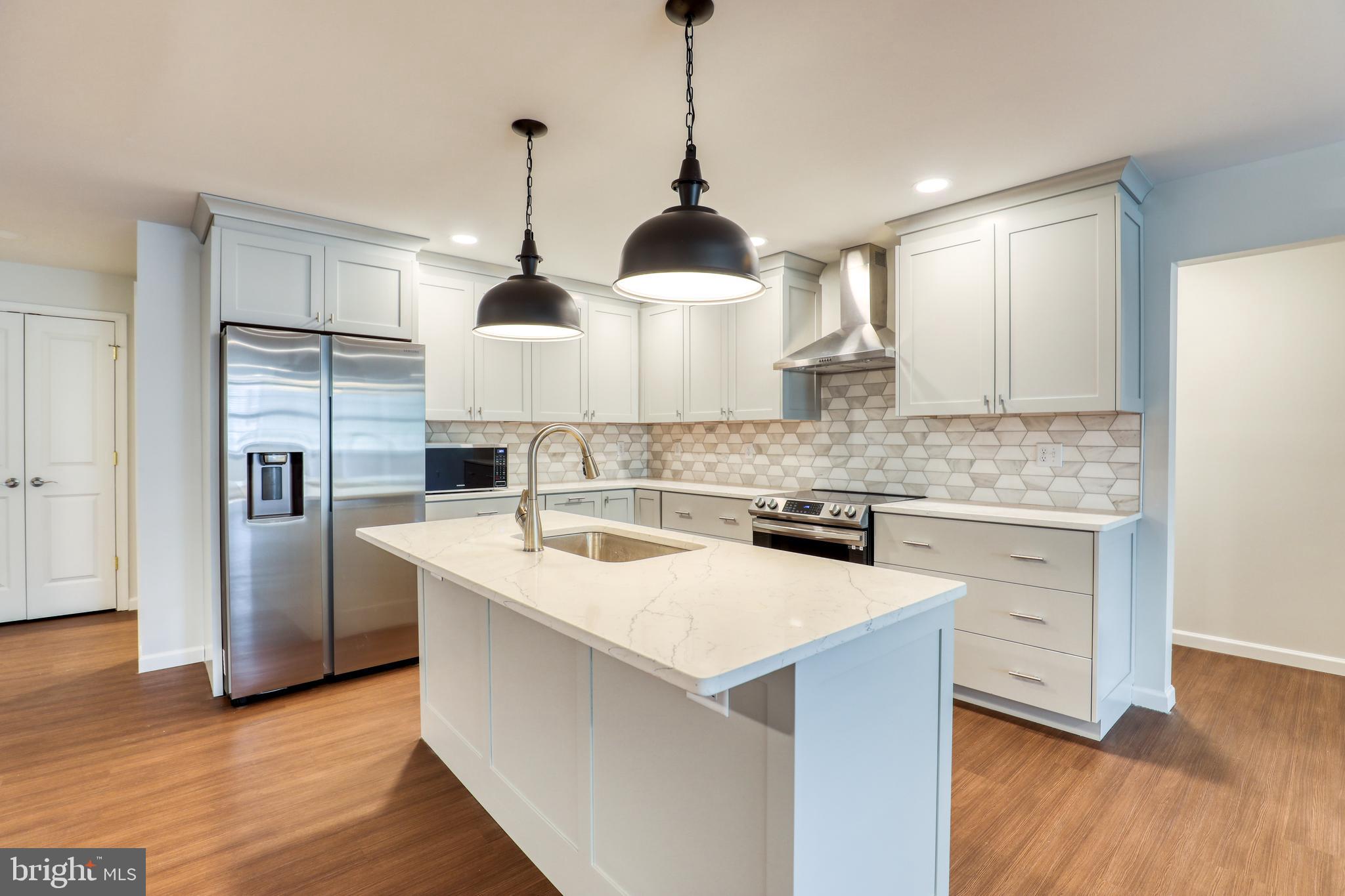 DOWNTOWN WINCHESTER - Residential Lease