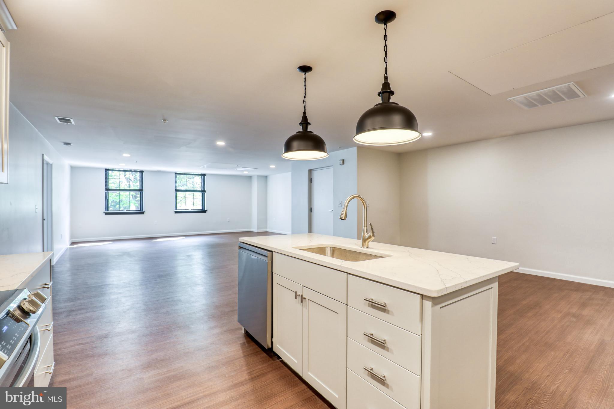 DOWNTOWN WINCHESTER - Residential Lease