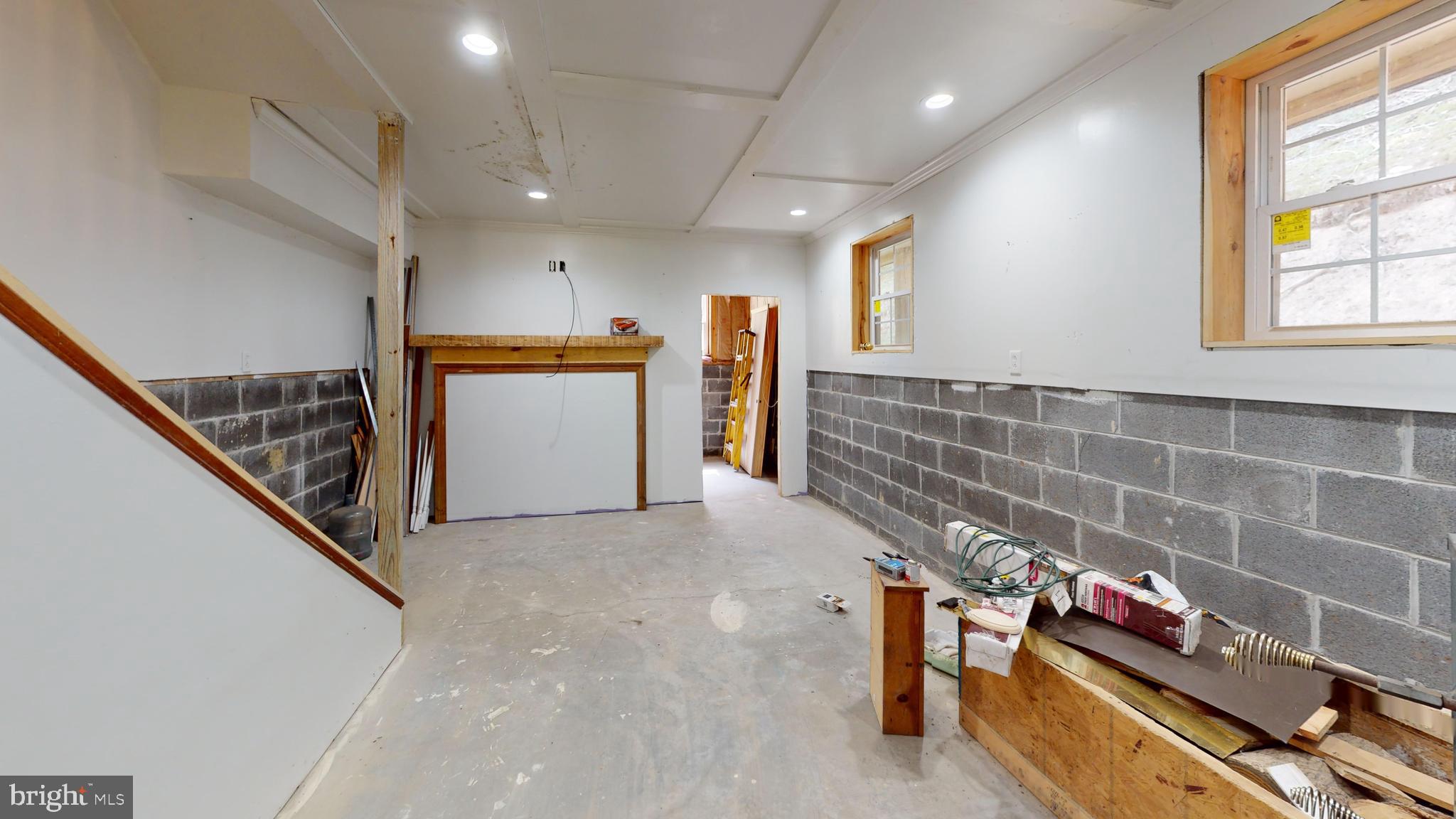 NONE-UNRESTRICTED - Residential