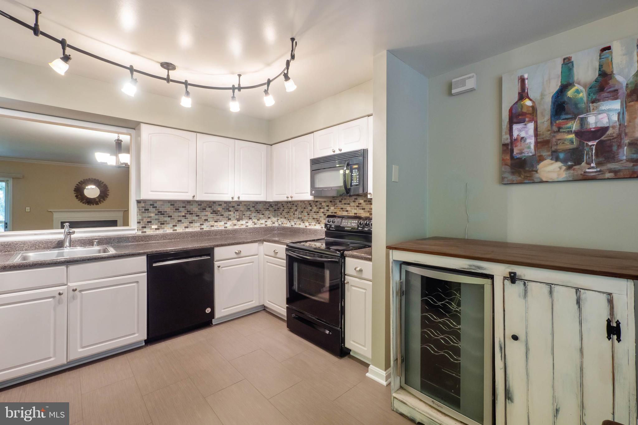 RUNNYMEADE - Residential