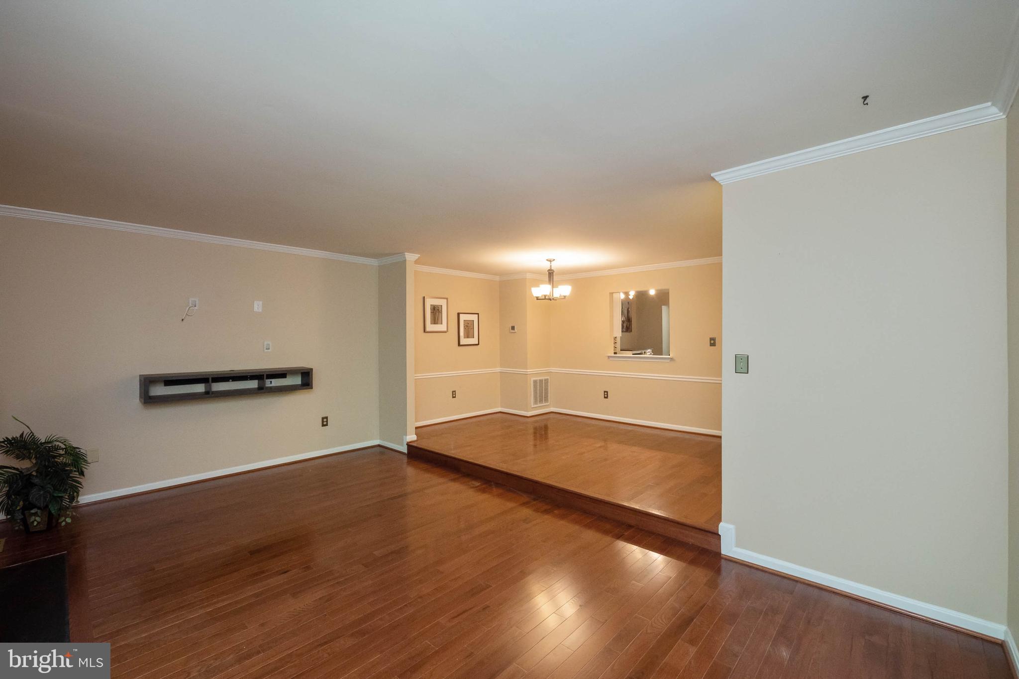 RUNNYMEADE - Residential