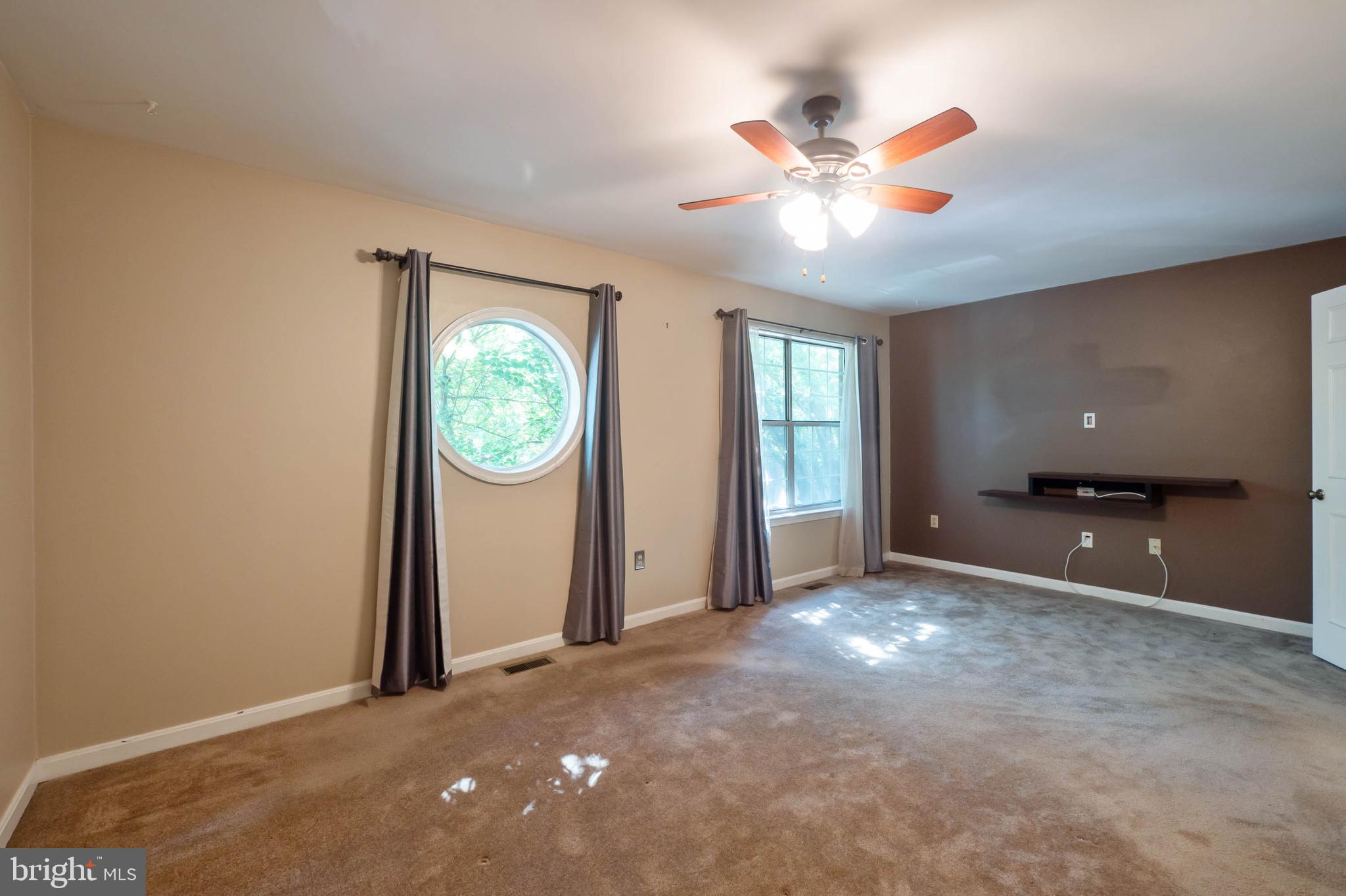 RUNNYMEADE - Residential