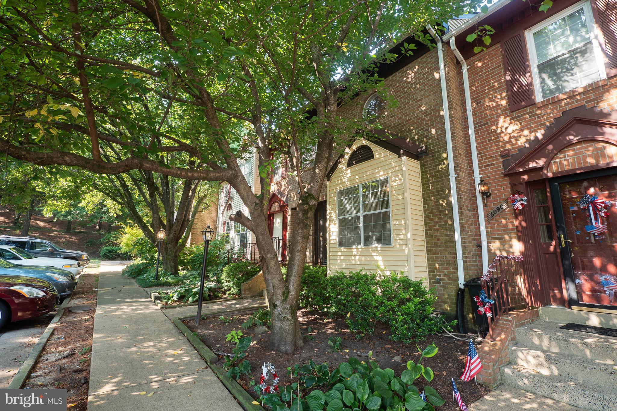 RUNNYMEADE - Residential