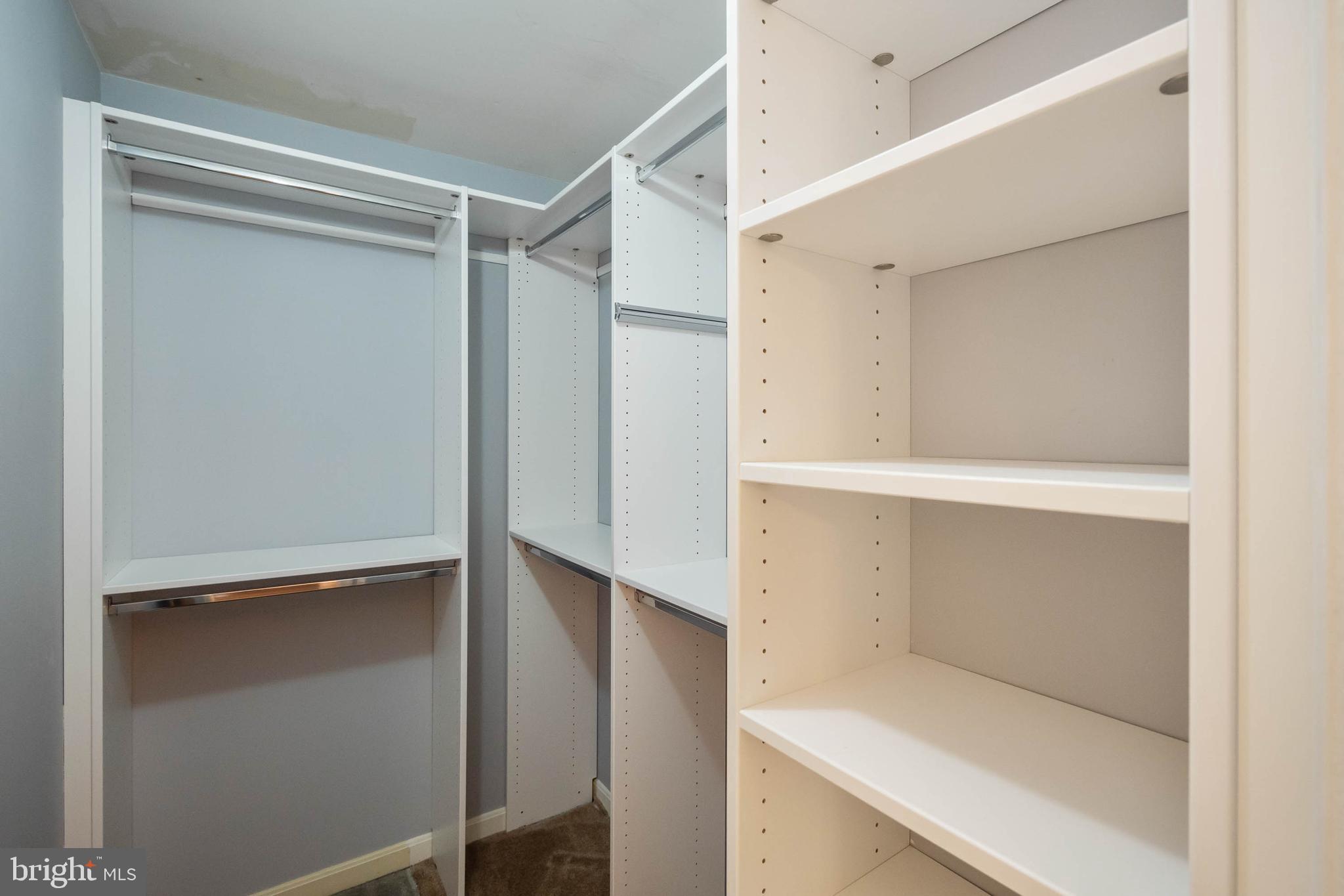 RUNNYMEADE - Residential