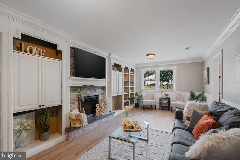 FAIRMONT - Residential