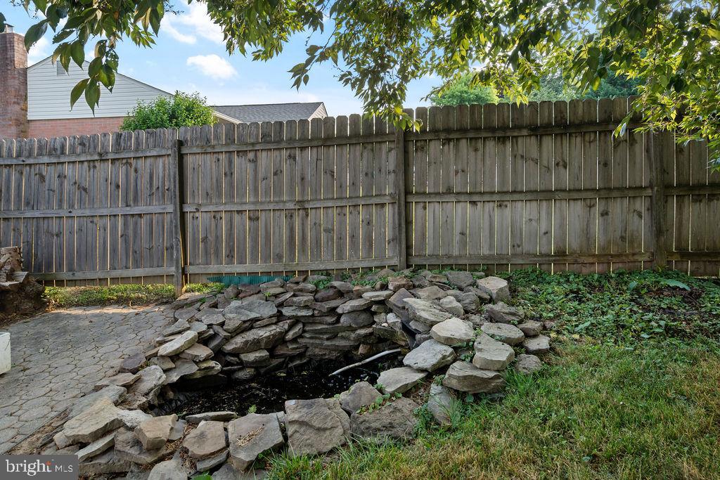 FAIRMONT - Residential