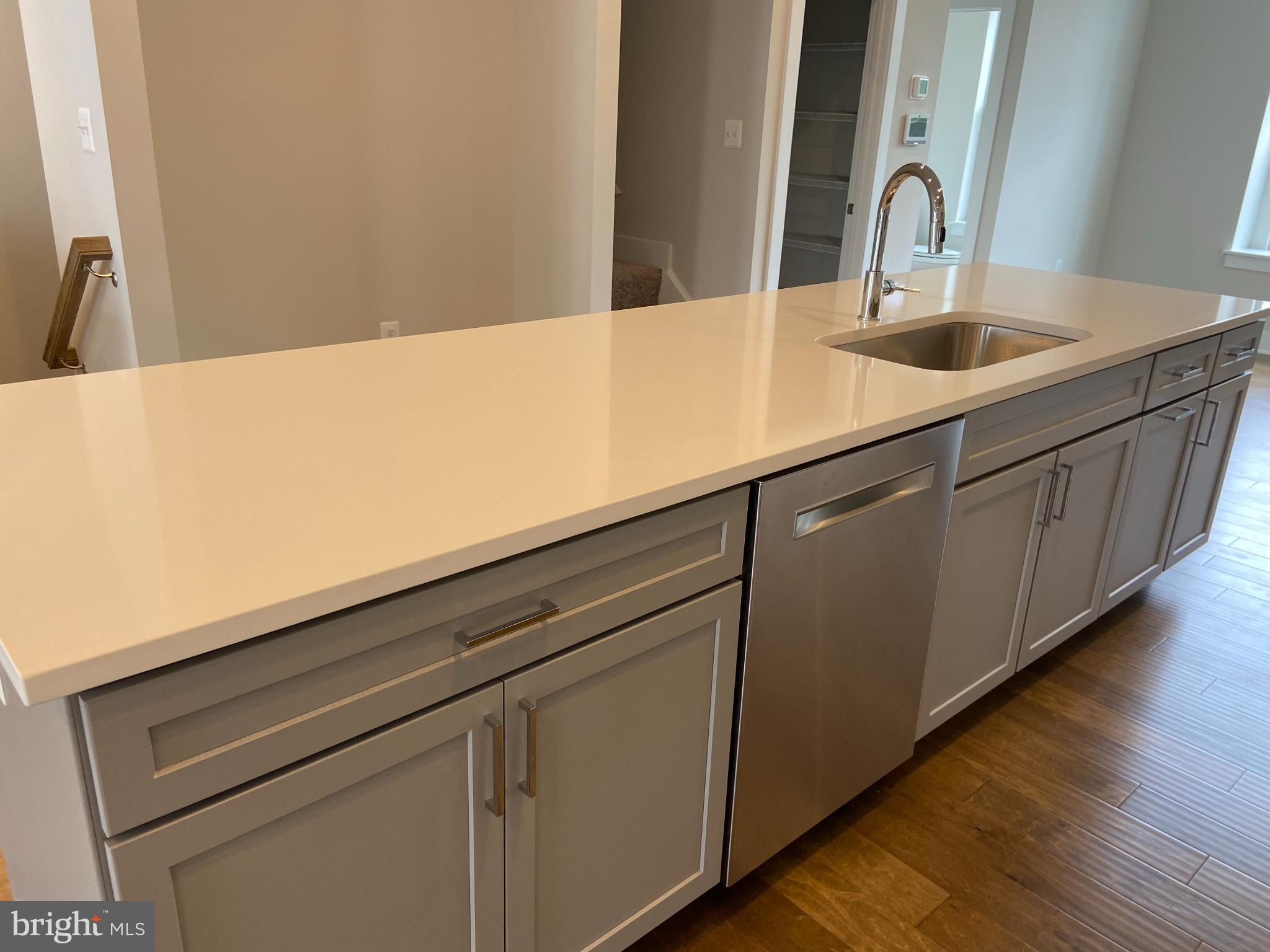 THE RETREAT AT WESTFIELDS - Residential Lease