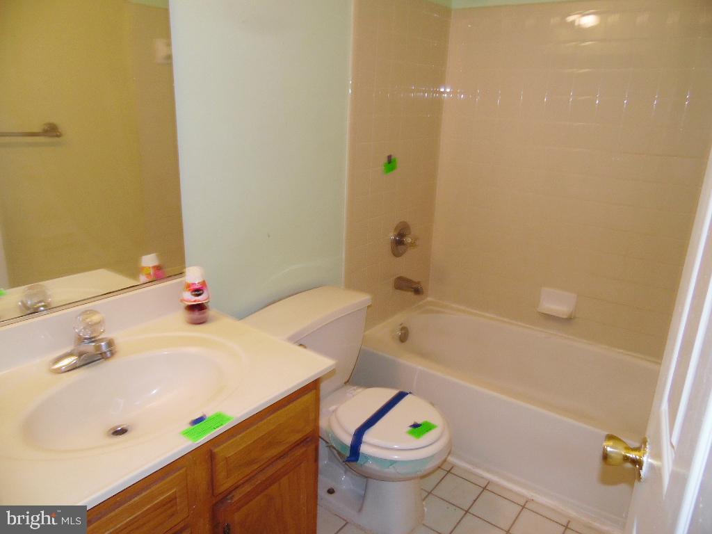 ROCKDALE TERRACE - Residential