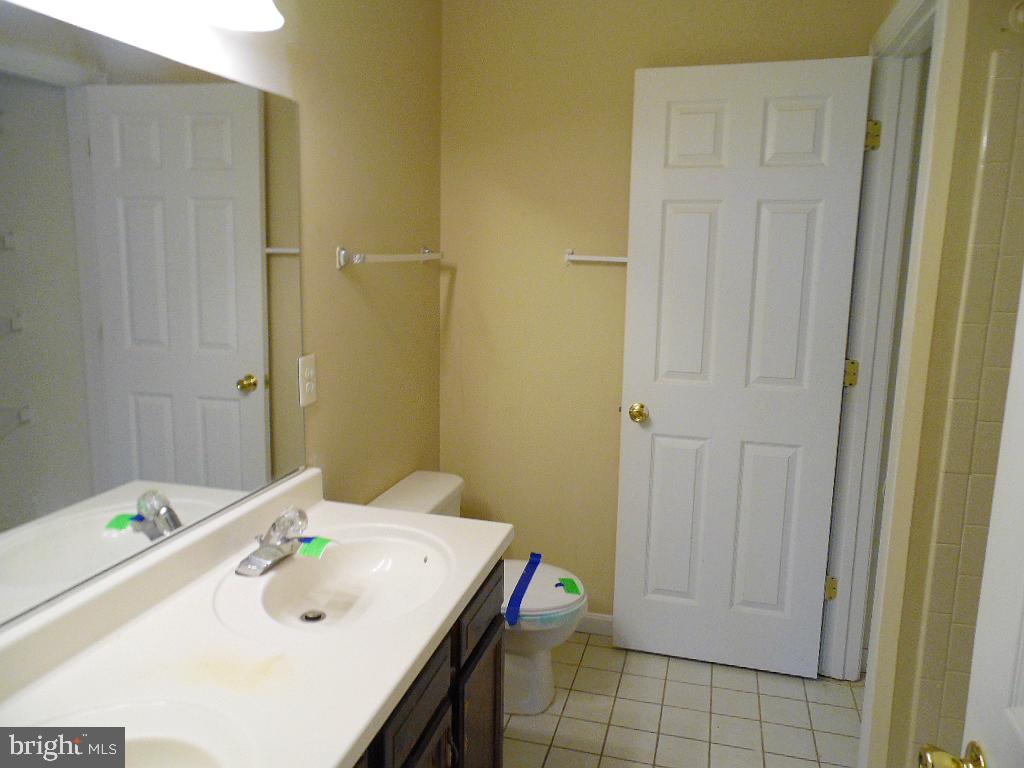 ROCKDALE TERRACE - Residential