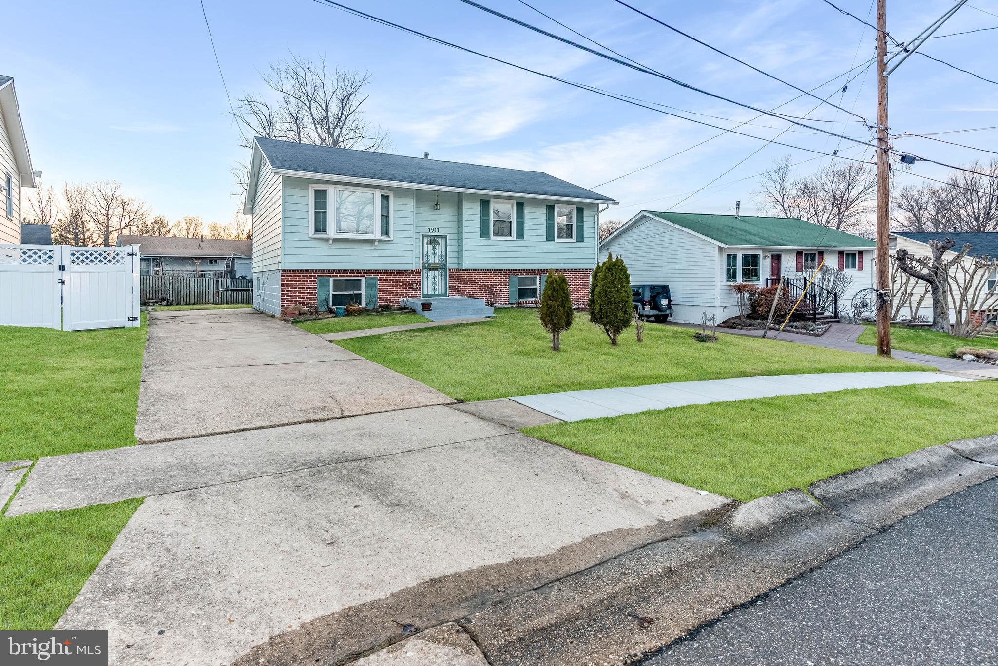 GLENARDEN WOODS - Residential