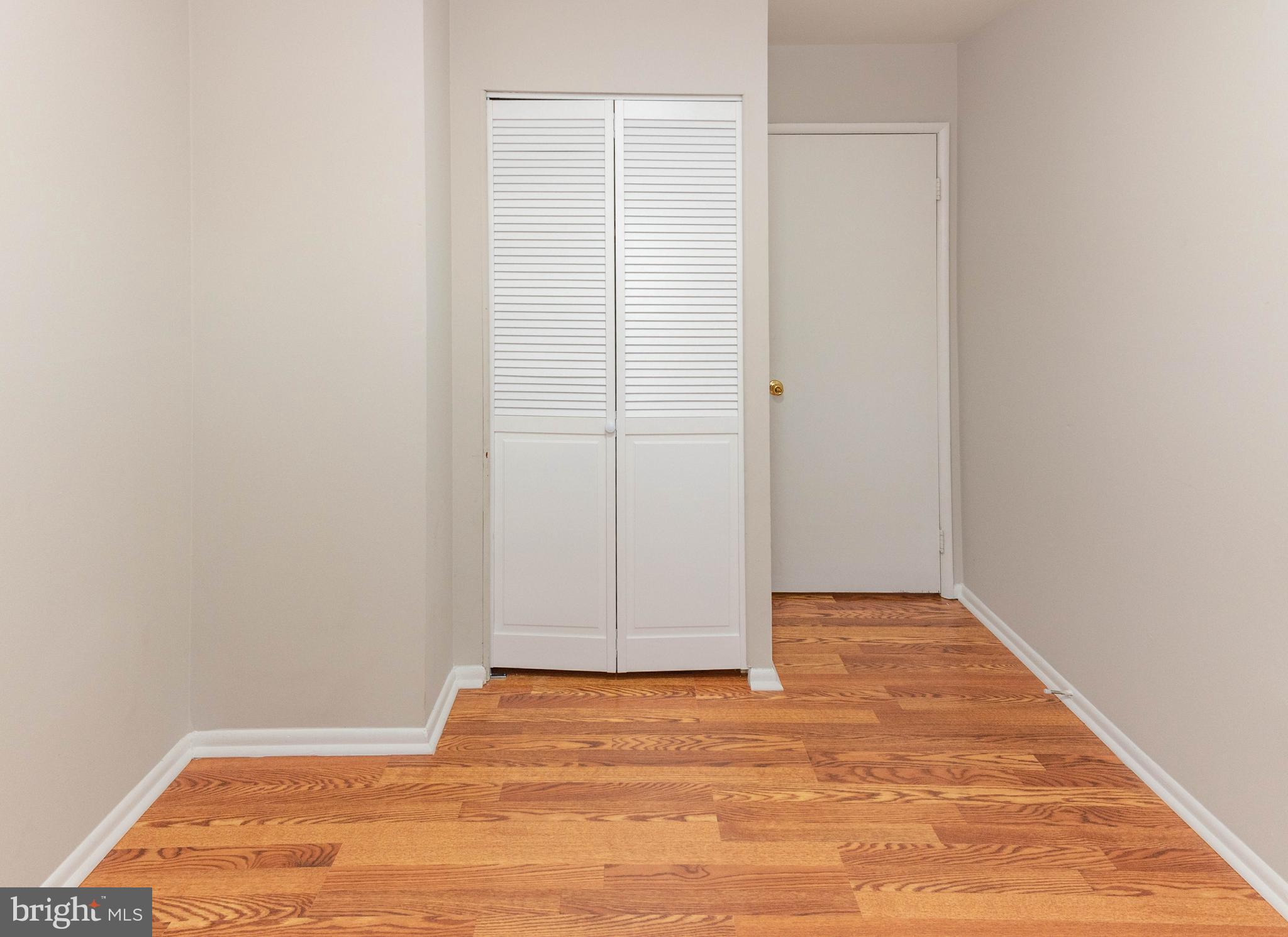 GLENARDEN WOODS - Residential