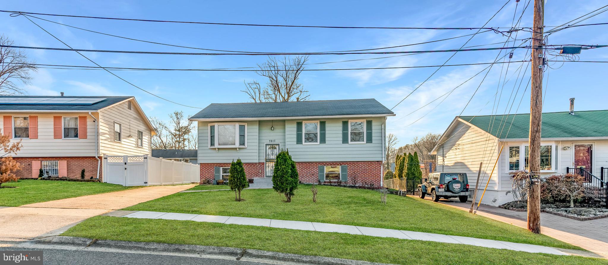 GLENARDEN WOODS - Residential