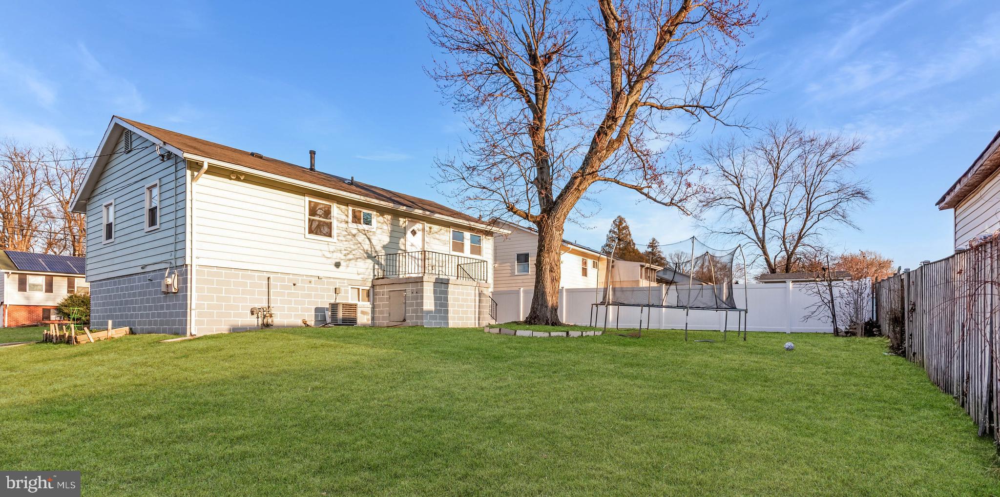 GLENARDEN WOODS - Residential