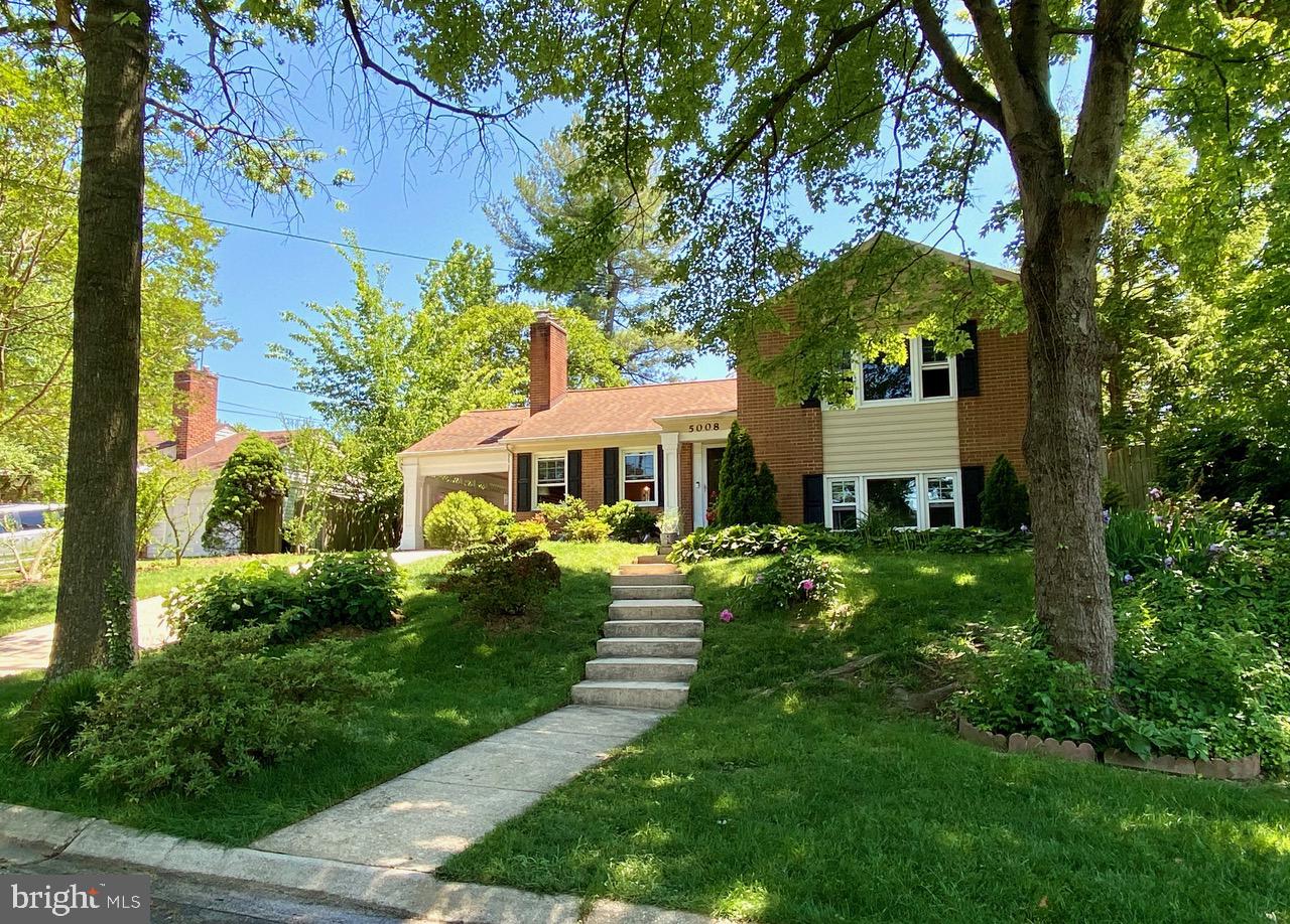 THE FOREST - Residential Lease