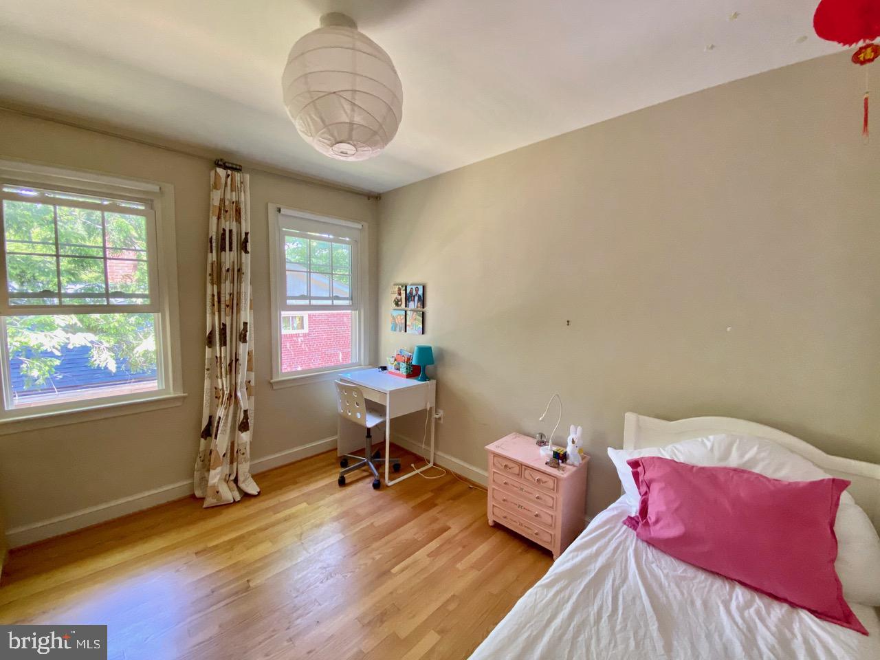 THE FOREST - Residential Lease