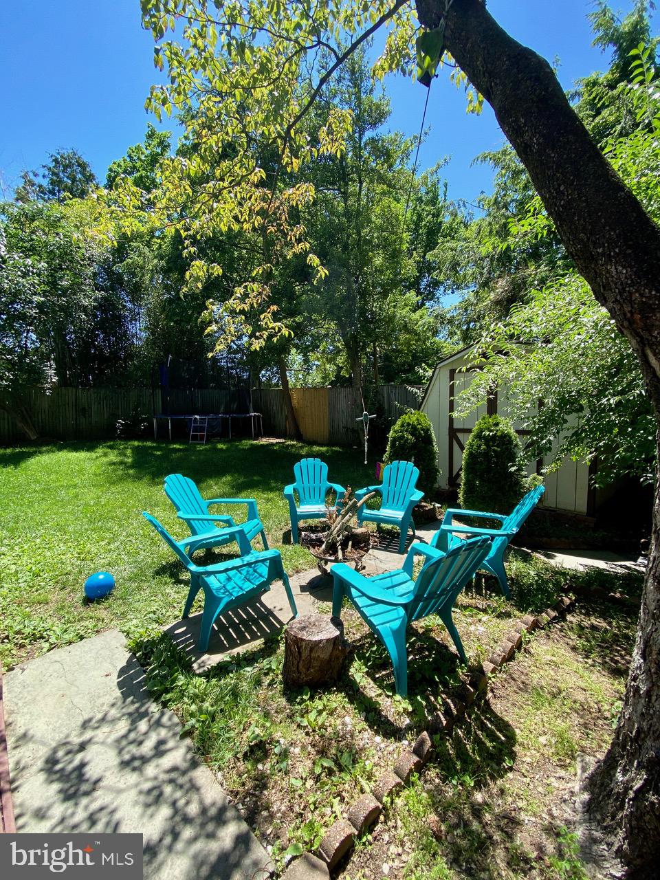 THE FOREST - Residential Lease