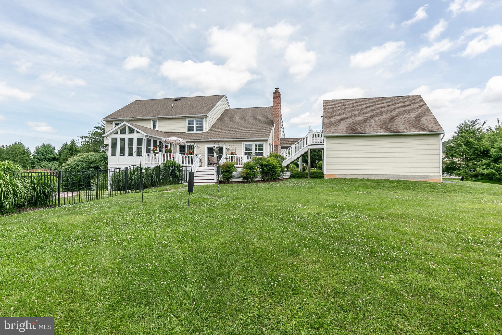 FOX RIDGE ESTATES - Residential